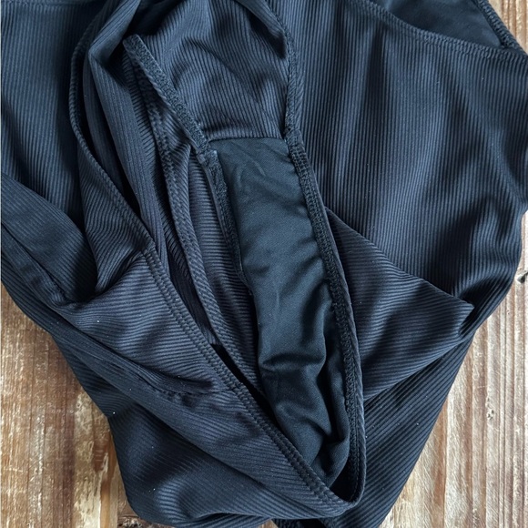 Black Zip-Front tank swimsuit - Picture 3 of 4